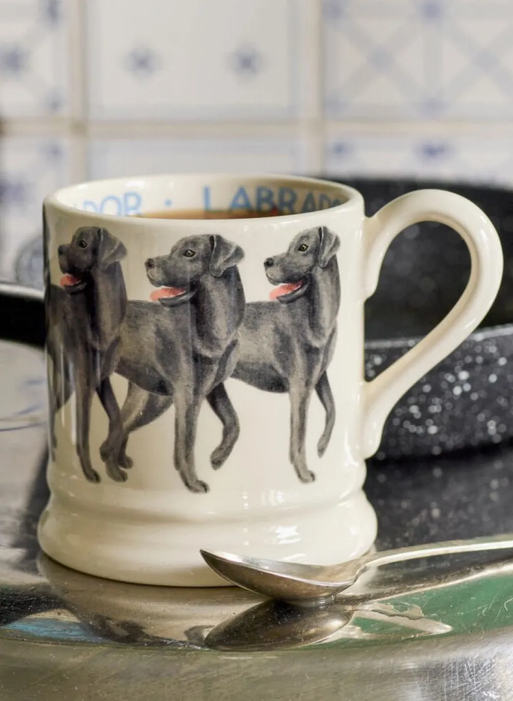 Black Labrador 1/2 Pint Mug