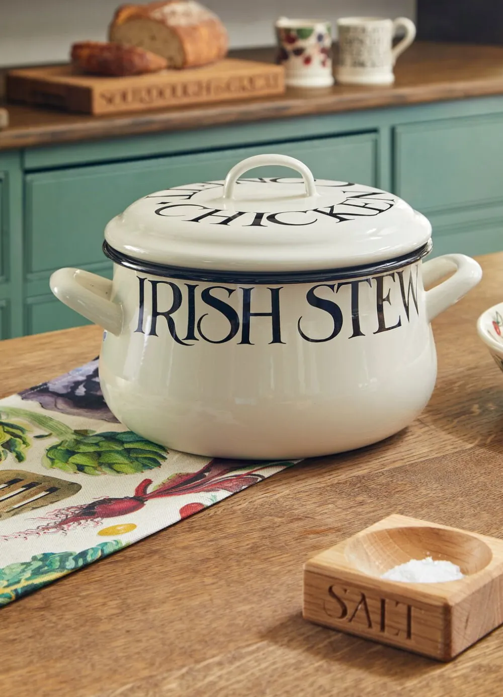 Black Toast Medium Enamel Cooking Pot