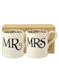 Black Toast 'Mr & Mrs' Set of 2 1/2 Pint Mugs Boxed