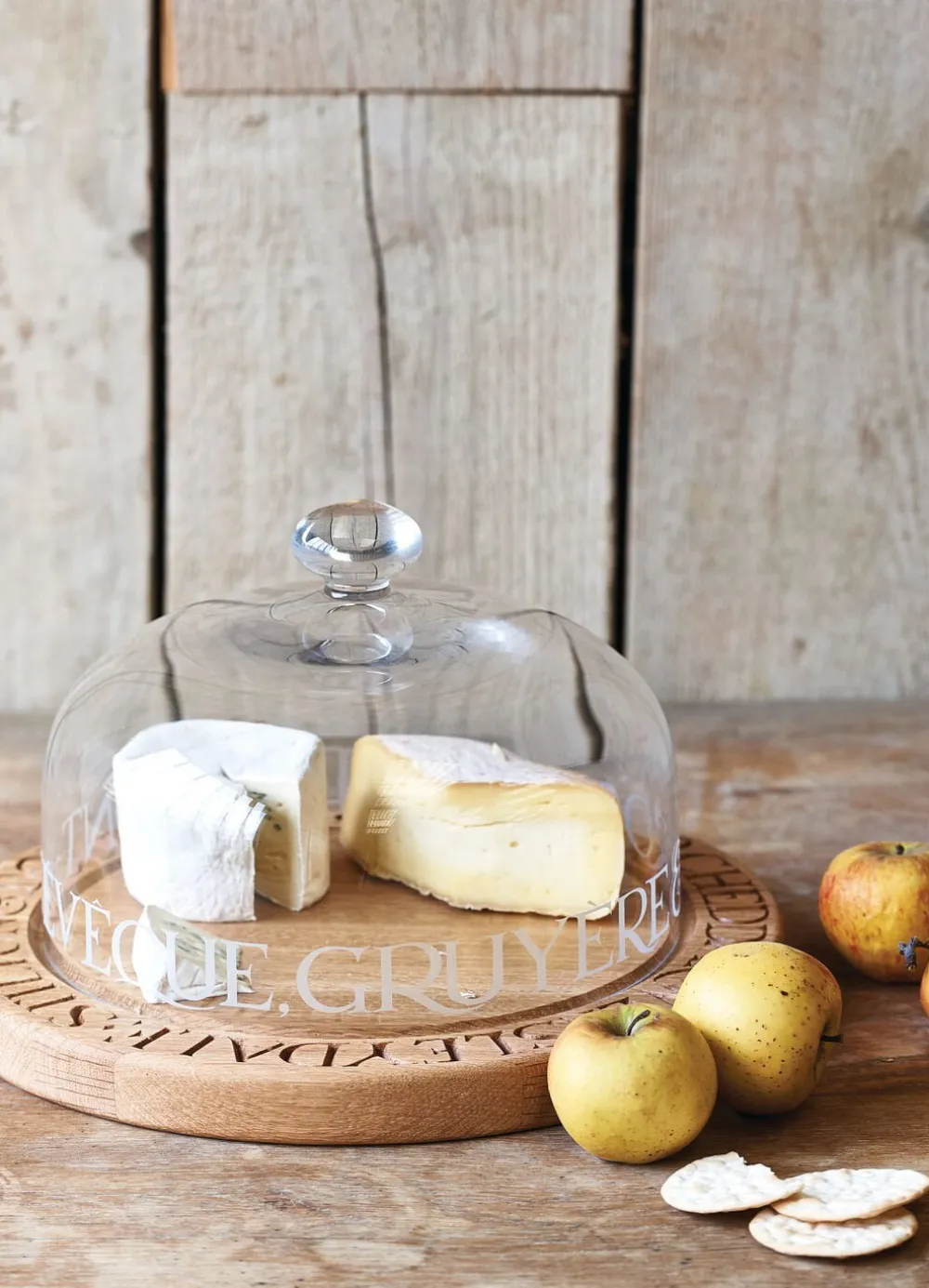 Black Toast Round Wooden Cheese Board