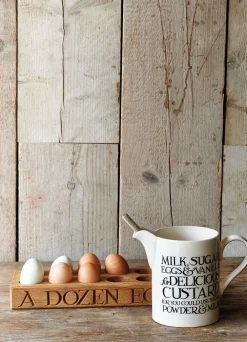 Black Toast Wooden Eggs Holder