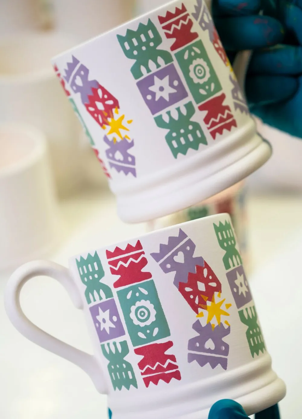 Christmas Crackers 1/2 Pint Mug