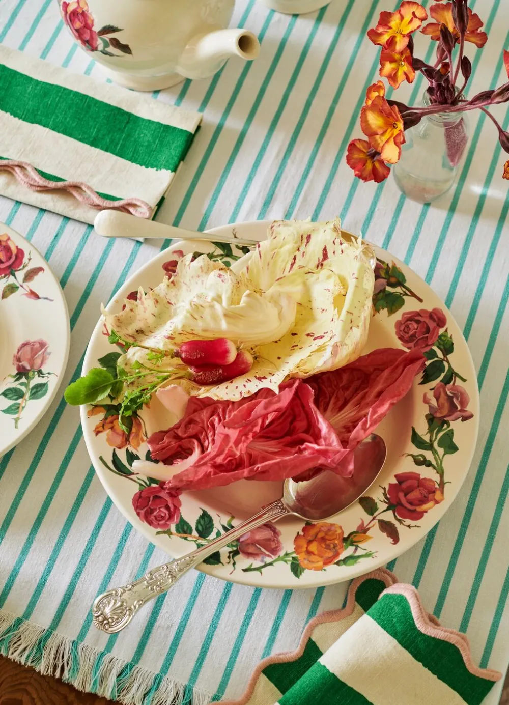 Granny's Roses Large Dinner Plate, 10.5 Inch