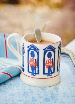 King's Guard 1/2 Pint Mug