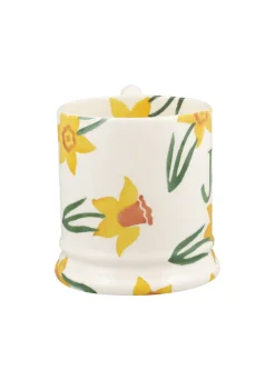 Personalised Daffodils 1/2 Pint Mug