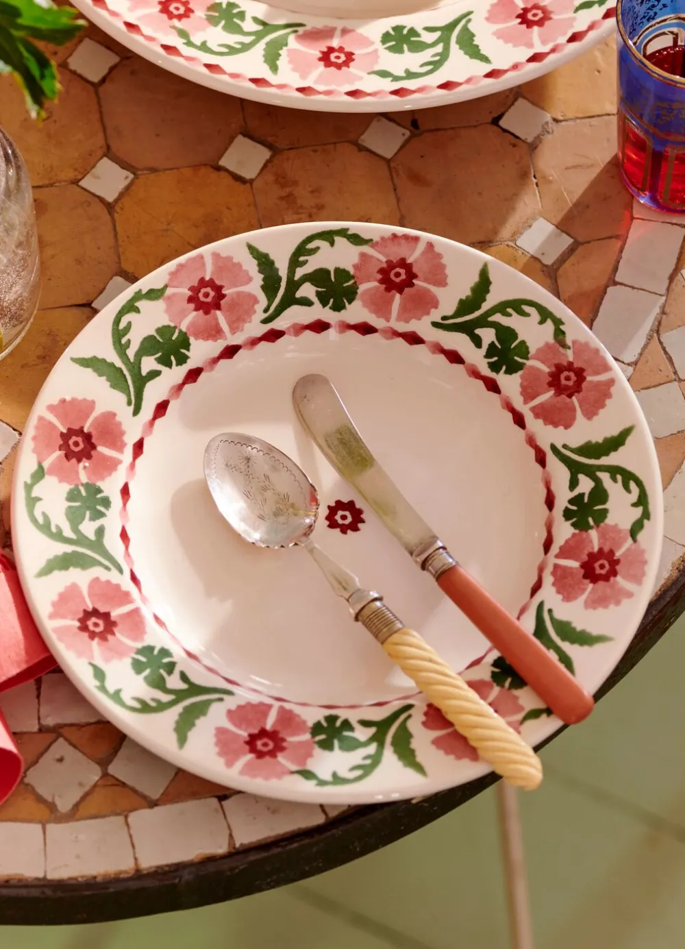 Pink Carnation Medium Dinner Plate, 8.5 Inch