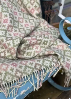 Pink & Green Patterned Wool Throw 140cm X 185cm