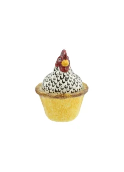 Silver Small Hen on Nest