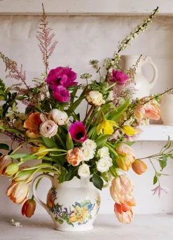 Spring Bunch 3 Pint Jug
