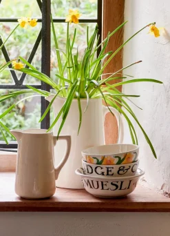 Windblown Daffodils French Bowl