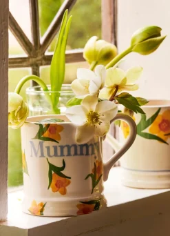 Windblown Daffodils Mummy 1/2 Pint Mug