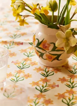 Windblown Daffodils Runner