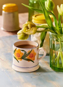 Windblown Daffodils Small Mug