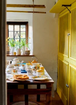 Windblown Daffodils Small Side Plate, 6.5 Inch